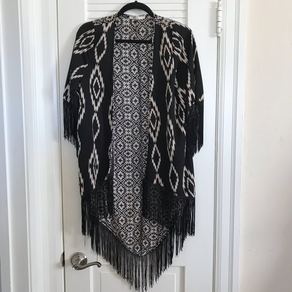 Fringe shawl